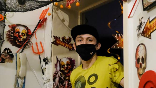 “Homos porteurs de SIDA”: l’organisateur de la lockdown partouze avec l’eurodéputé hongrois porte plainte contre la police