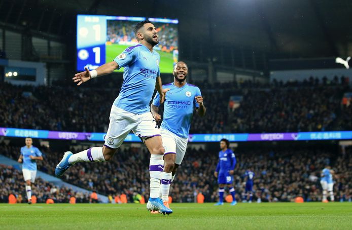 Riyad Mahrez viert zijn goal.