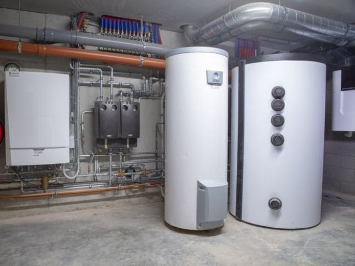 Met een warmtepomp kan je tot 40% energiezuiniger verwarmen dan met een klassieke verwarming op aardgas of stookolie.