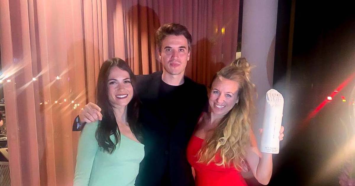 La nuova serie di VTM “Billie vs Benjamin” vince il premio per la migliore serie al Festival della televisione di Berlino |  spettacolo