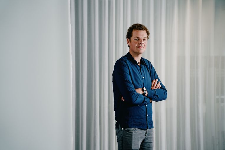 Pedro Facon: 'Ik heb er geen probleem mee dat we bijvoorbeeld tijdens een zwaar griepseizoen een bepaald arsenaal aan maatregelen inzetten als dat nodig is, zoals mondmaskers of zelfs een covidpas.' Beeld Wouter Van Vooren