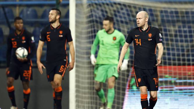 Debacle voor Oranje in Montenegro, zeker WK-ticket glipt voorlopig door vingers