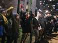 2.000 betogers maken menselijke ketting tegen beleid Francken