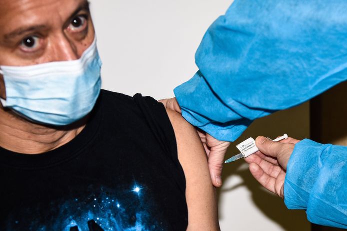 Van de ondervraagde artsen geeft 97 procent aan dat ze patiënten zullen aanraden zich te laten vaccineren.