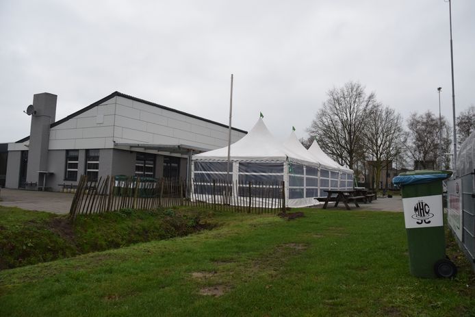 Het complex van Mixed Hockey Club Goirle.