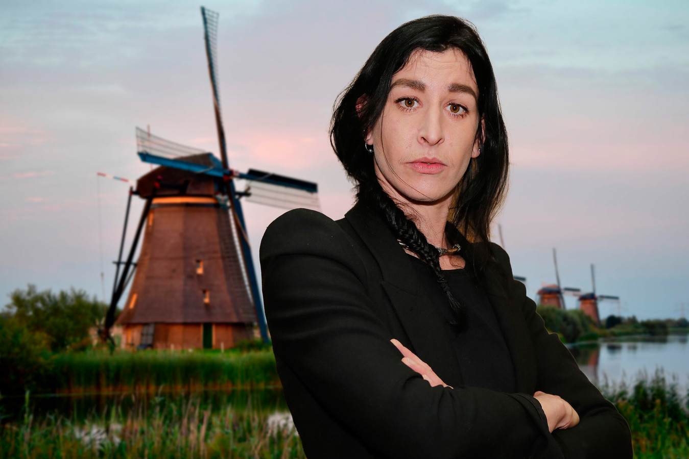 Ryanne van Dorst gaat in tvprogramma op zoek naar Nederlandse identiteit Foto gelderlander.nl