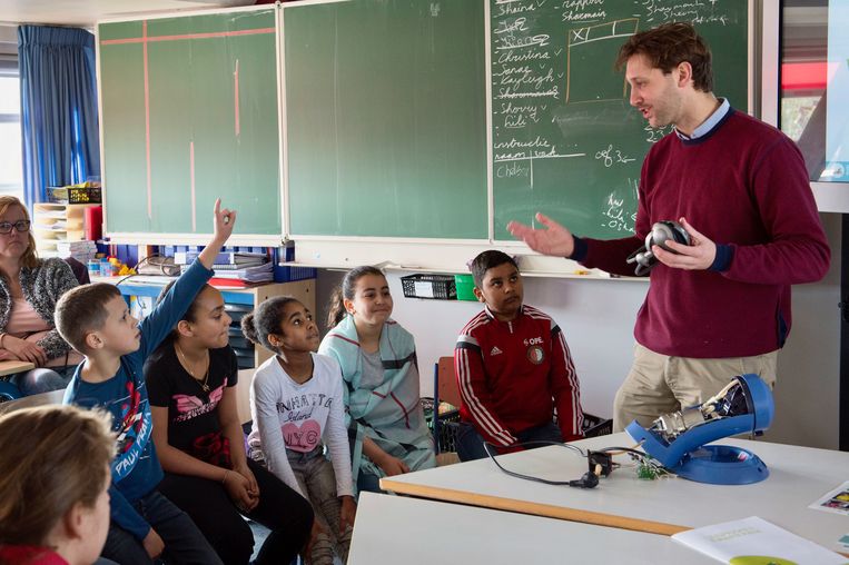 Timmy de Vos, de drijvende kracht achter de E-Waste Race en genomineerd in de Duurzame 100. Beeld Jan van der Ploeg