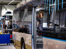 Deurnese busfabrikant Ebusco tempert verwachtingen en verlaagt winstdoel; personeelsgroei onzekere factor