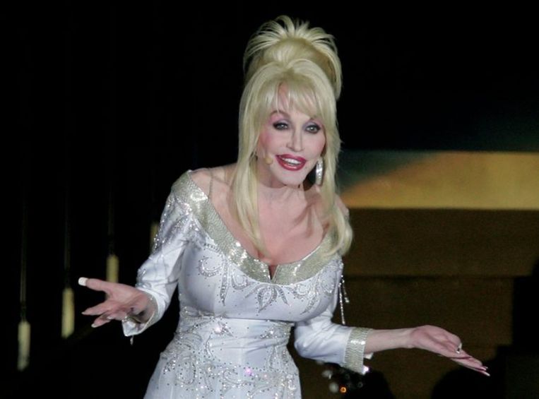 Dolly Parton - Vonk slaat in Ahoy maar kort over | Het Parool