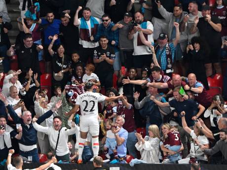 Spelers West Ham gehuldigd na winst Conference League