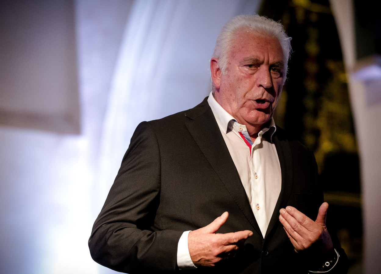 Marco Bakker (84) treedt voor het eerst in jaren weer op Foto AD.nl