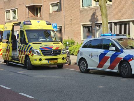 Pizzabezorger gewond bij aanrijding in Wageningen