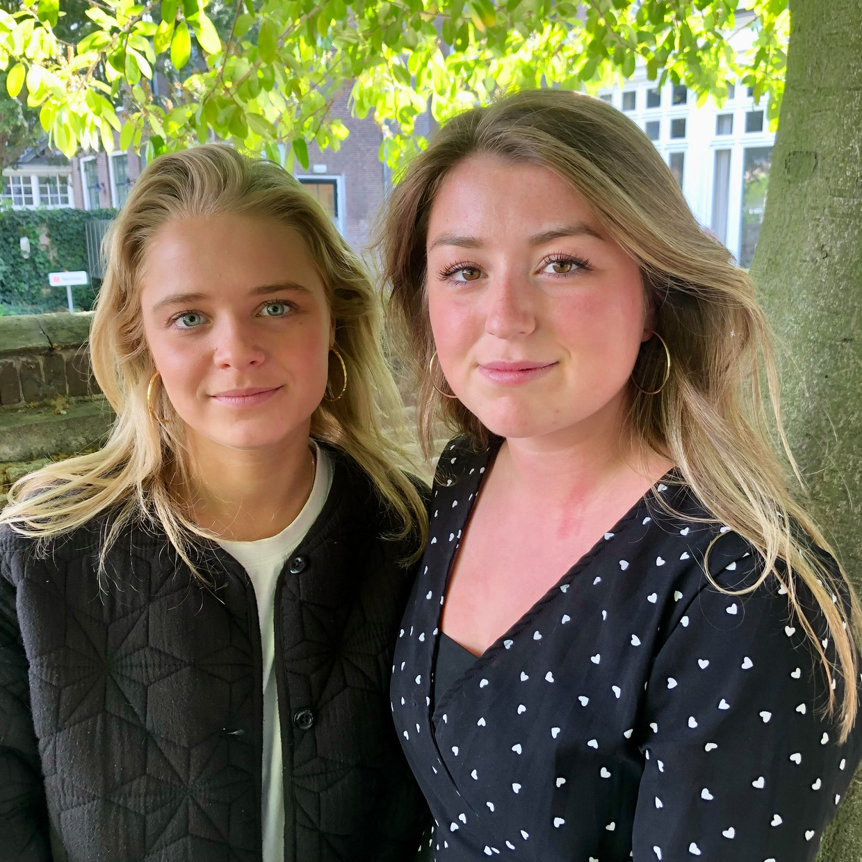 Praeses Valerie Lhoëst (links) en secretaris Charlotte Stikkelbroeck. Beeld Margriet Oostveen 