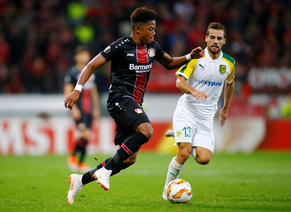 zijn-broertje-van-20-jaar-mag-niet-meedoen-leon-bailey-weigert-debuut
