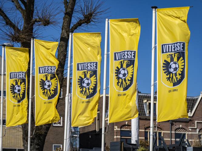 Vitesse zoekt nog altijd naar miljoenen: 'Nog niemand met een concreet bod op tafel gekomen’