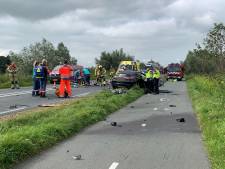 Zwaar ongeluk op N201: brandweer bevrijdt bestuurder uit autowrak