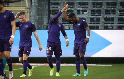 LIVE. Anderlecht gaat dankzij goal van Amuzu met verdiende 1-0-voorsprong rusten in return tegen Laçi