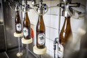 Het aantal bierbrouwerijen in Twente is explosief gestegen. Van 16 naar 48 in een paar jaar tijd. Richard Hassink is één van die nieuwe bierbrouwers. Samen met zijn schoonzoon Stefan Kooistra brouwt hij Dinkelbier.