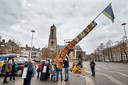 Eerbekenaren trokken in december naar het provinciehuis in Arnhem om te protesteren tegen de komst van een logistiek centrum op het Burgersterrein.