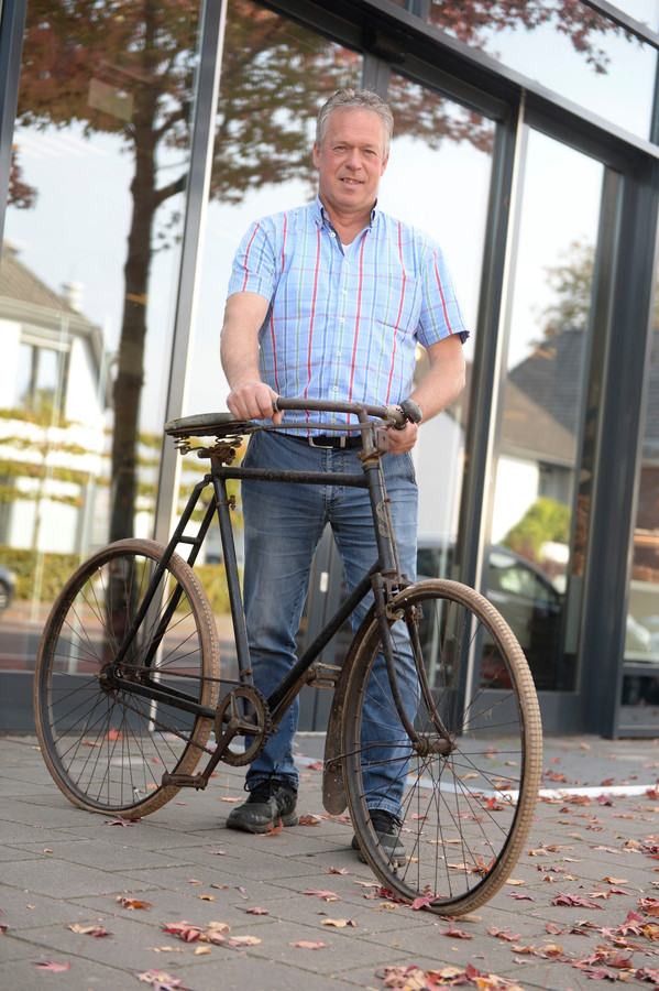 Bezwaar emmer Sporten Een stokoude Enschedese fiets met een mooi verhaal | Foto | gelderlander.nl