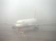 Mist zorgt voor chaos op Nederlandse luchthavens: Eindhoven ligt plat, Schiphol schrapt meer dan 100 vluchten