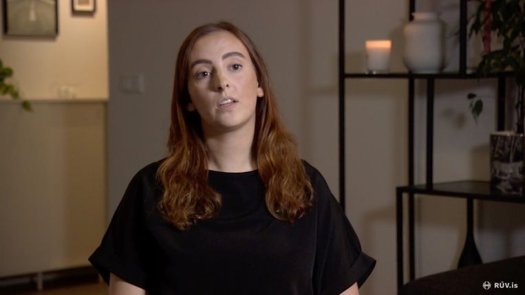Het slachtoffer, Thórhildur Gyda Arnarsdóttir, afgelopen vrijdag tijdens haar tv-interview met de IJslandse openbare omroep. Beeld RUV.is