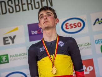 Robin Orins kroont zich tot Belgisch kampioen tijdrijden U23: “Op het podium dacht ik aan overleden vriend”