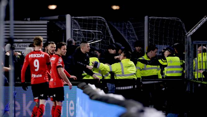 Man (30) uit Helmond aangehouden voor verwonden agent met stoel bij voetbalrellen