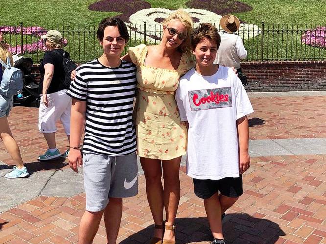 Waarom Britney haar zonen minder mag zien: vader Spears aangeklaagd voor kindermishandeling