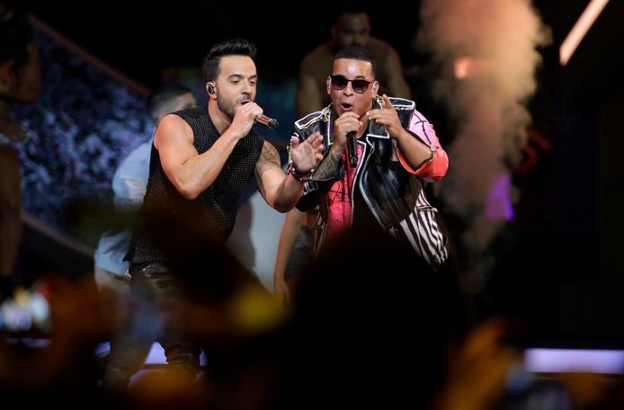 Luis Fonsi (links) en Daddy Yankee (rechts), de videoclip van ‘Despacito’ brak records op YouTube.