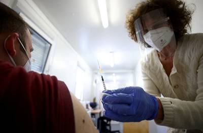 Oostenrijk voert volgende maand verplichte vaccinatie vanaf 18 jaar in