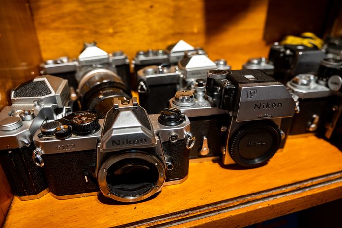 Dave (33) opent winkel met analoge camera's: inrichting retro” | | hln.be