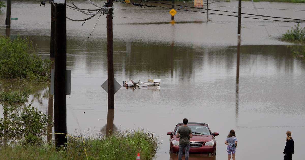 Four missing, including two children, after floods in Canada |  outside