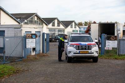 Twee loodsen aan Pastoor van Breugelstraat in Bosschenhoofd gesloten na drugsvondst