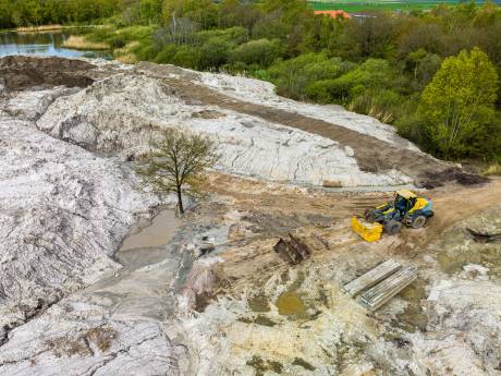 Staatsbos­be­heer erkent fout rond fel bekriti­seer­de leemstort Klooster­haar: ‘Dit had nooit mogen gebeuren’