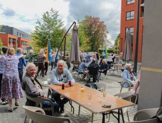 Ten Hove viert tienjarig jubileum van dienstencentrum en serviceflats