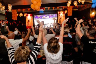 Honk van Lavreysen ontploft tijdens gouden race: ‘Kom op Harrie!!!’