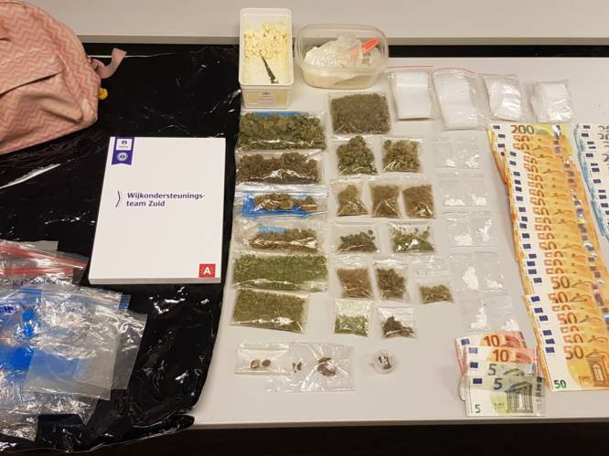 Conciërge Universiteit Antwerpen opgepakt: “Verhandelde drugs vanuit conciërgewoning in bijzijn van kinderen”