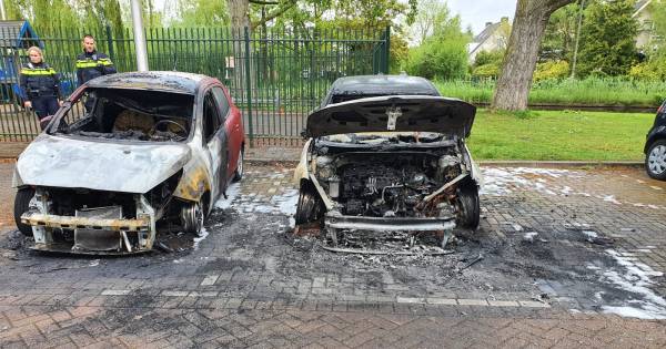 Politie: autobrand in Gouda is aangestoken.