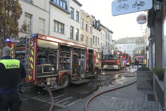 Brand in de buurt van Sint-Jansplein in Antwerpen.
