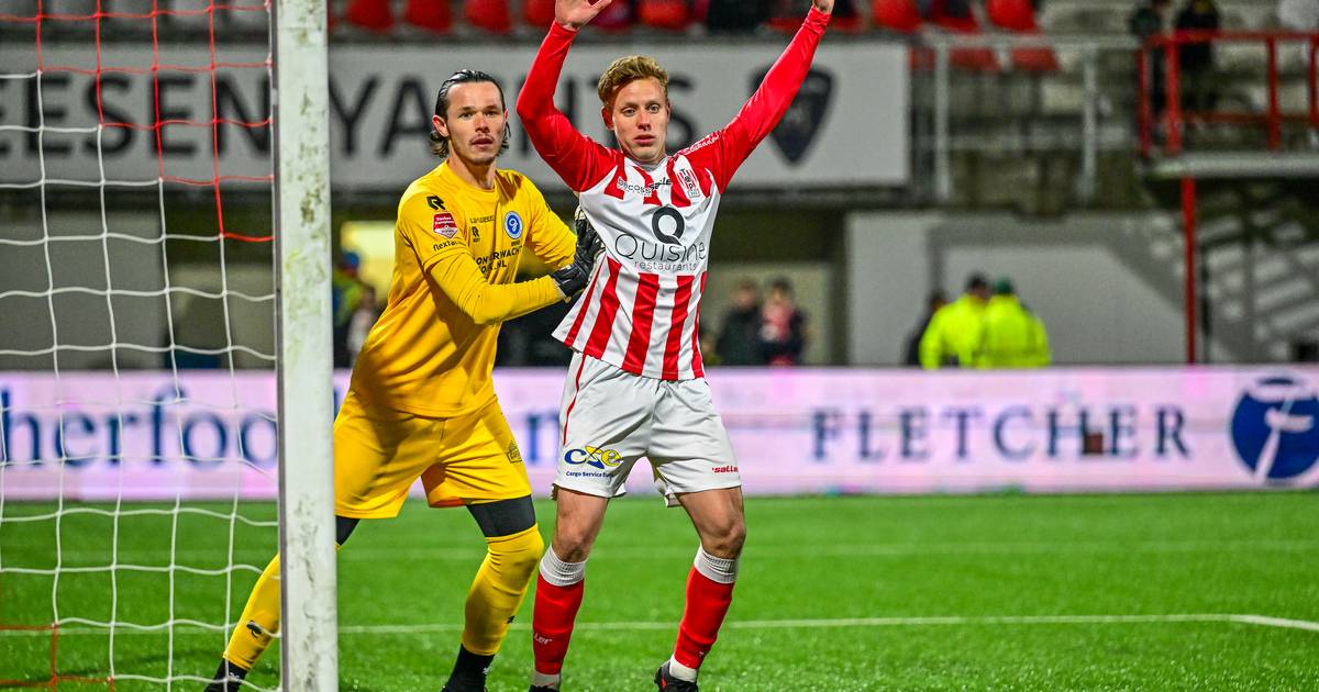 Spelerscarrousel: DVS’33 haalt Rick Dekker naar Ermelo, versterking voor Vitesse’63, Mink naar HHC