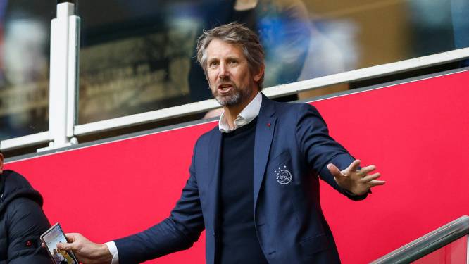 De vraag wat de meerwaarde van Edwin van der Sar bij Ajax is wordt steeds prangender