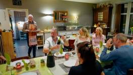 Franck serveert wel heel speciale worstjes in zijn B&B