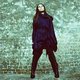 Beluister 'Guilty', een onuitgegeven nummer van PJ Harvey (filmpje)