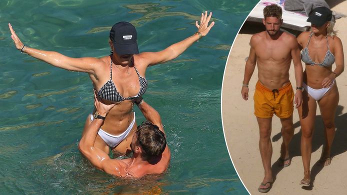 Dries Mertens en Kat Kerkhofs genoten van elkaar op Ibiza.