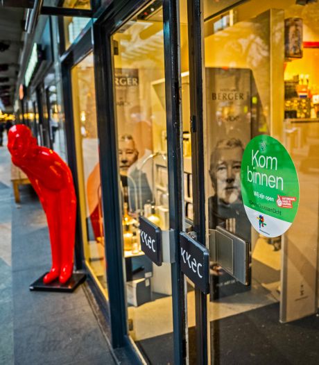 Thermostaat in stadhuis Oldenzaal gaat niet omlaag en winkeldeuren blijven open, voorstellen GroenLinks  afgeschoten  