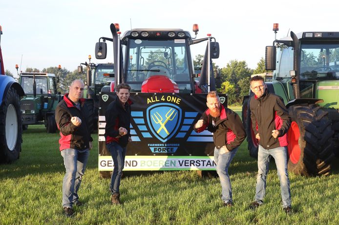 De mannen van MEUK: Dennis Sloots, Antoine van Lier, Terry Emons en Klaas Aldenhove.