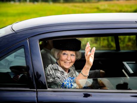 Prinses Beatrix opent nieuw bezoekerscentrum in Kinderdijk