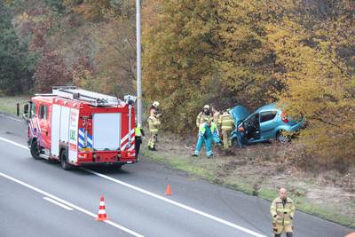 Auto in de berm zorgt voor flinke vertraging op A12 bij Arnhem