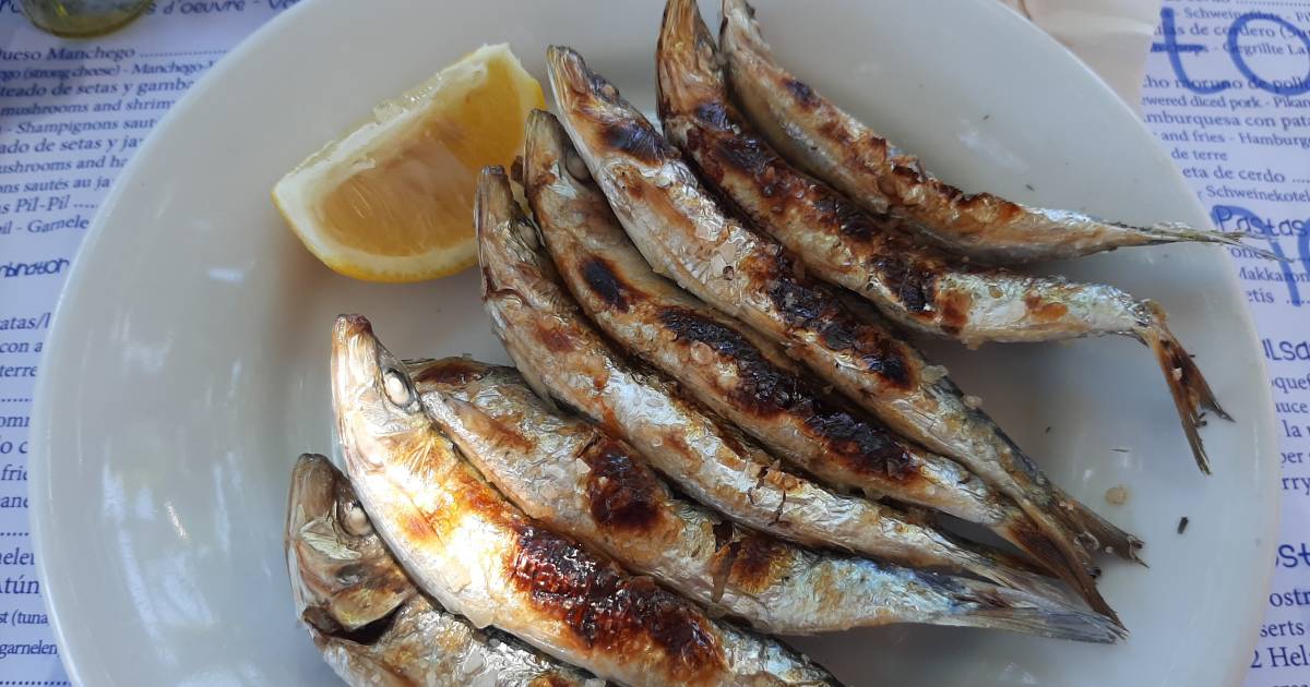 Au moins un décès et sept personnes en soins intensifs à cause d’une sardine avariée dans un bar à vin français populaire |  À l’étranger
